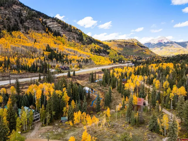 $1,495,900 | 201 Columbine Drive, Durango, CO 81301