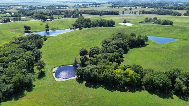 $1,300,000 | 0 Meadow Lane Road, Richmond, MO 64085