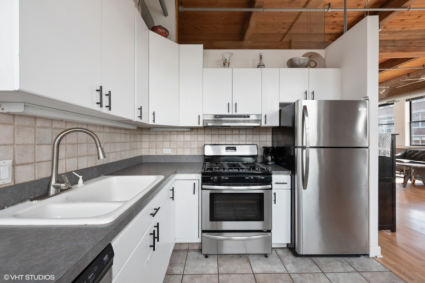 913 West Van Buren Street, Unit 7CD Chicago, IL 60607 - Photo 13 of 33