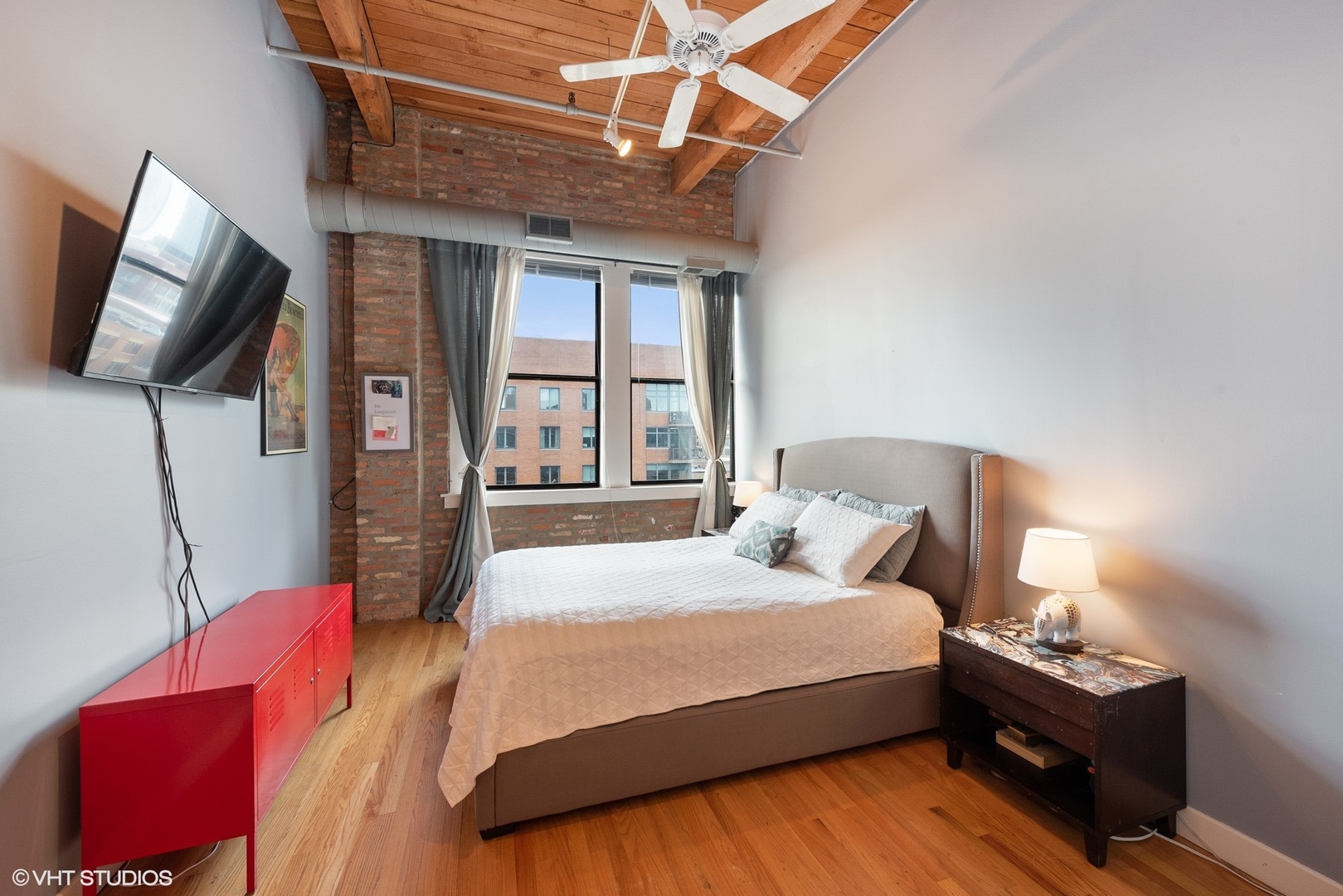 913 West Van Buren Street, Unit 7CD Chicago, IL 60607 - Photo 18 of 33