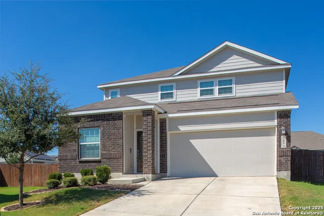 $2,295 | 1894 Abigail Lane, New Braunfels, TX 78130