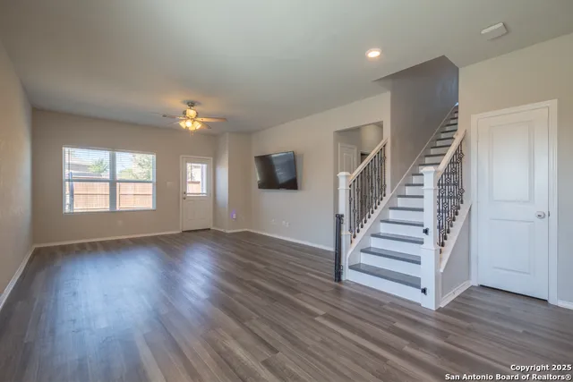 $2,295 | 1894 Abigail Lane, New Braunfels, TX 78130