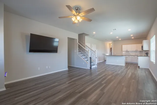 $2,295 | 1894 Abigail Lane, New Braunfels, TX 78130