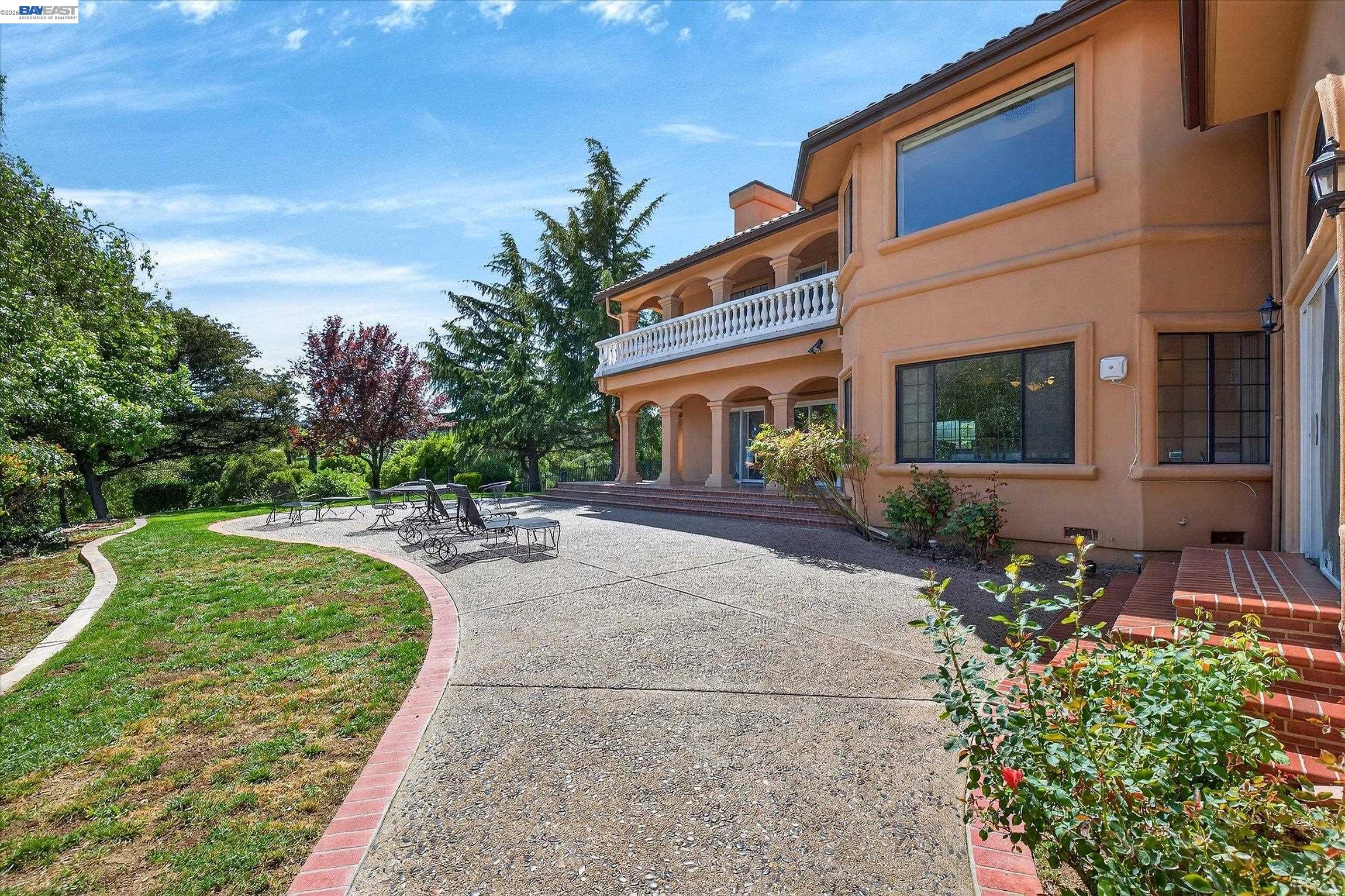 9500 Santos Ranch Road Pleasanton, CA 94588 - Photo 3 of 59