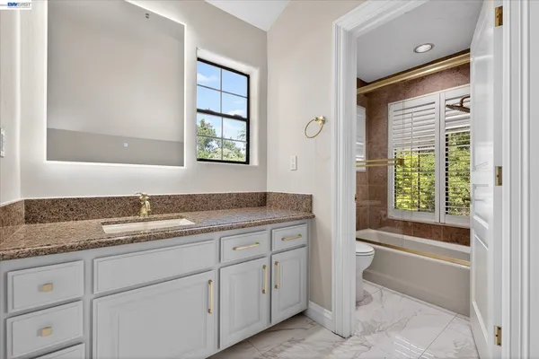 $7,490,000 | 9500 Santos Ranch Road, Pleasanton, CA 94588