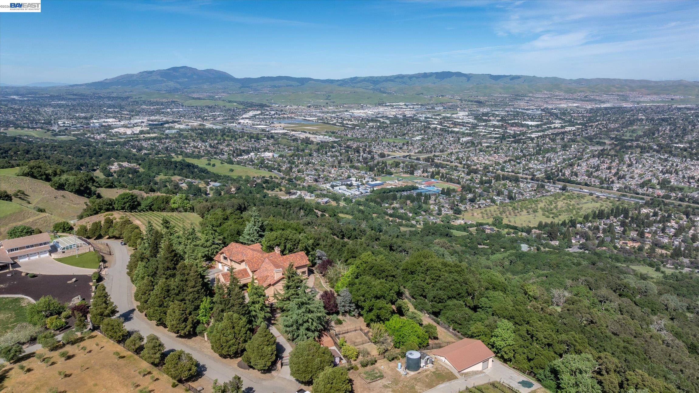 9500 Santos Ranch Road Pleasanton, CA 94588 - Photo 55 of 59