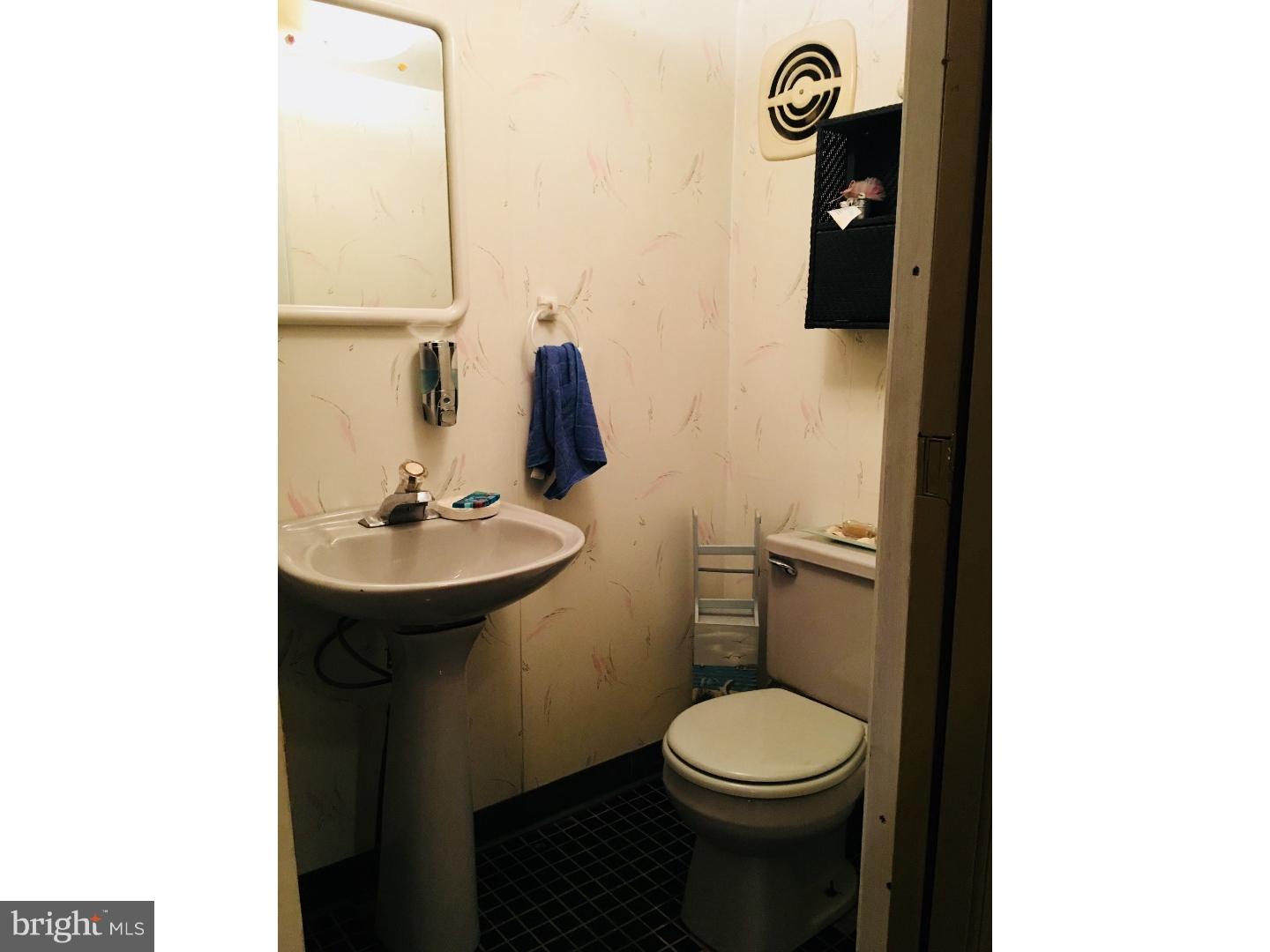 12816 Elnora Road Philadelphia, PA 19154 - Photo 22 of 25 Half Bath