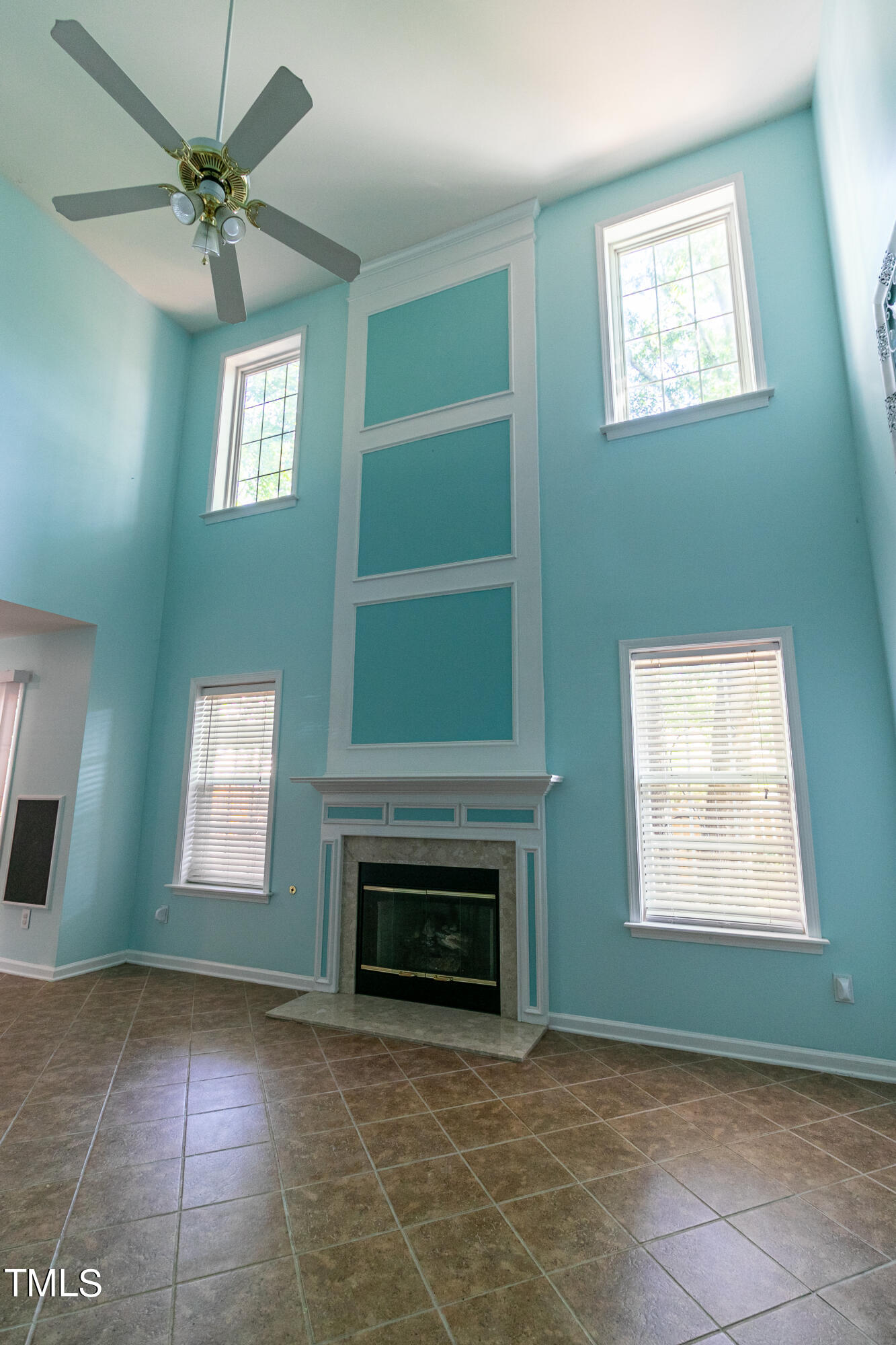 5509 Keowee Way Raleigh, NC 27616 - Photo 8 of 26 Keowee-023