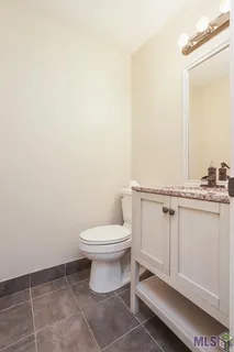 $135,000 | 4625 Parkoaks Drive, Unit 37, Baton Rouge, LA 70816