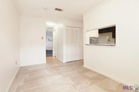 $135,000 | 4625 Parkoaks Drive, Unit 37, Baton Rouge, LA 70816