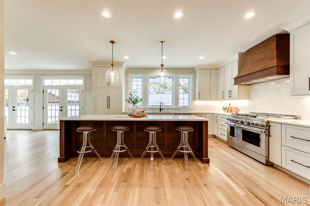 $1,495,000 | 1041 North Bompart Avenue, Webster Groves, MO 63119