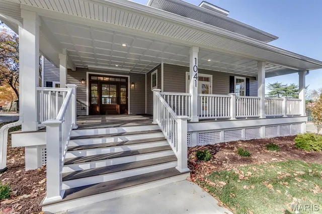 $1,495,000 | 1041 North Bompart Avenue, Webster Groves, MO 63119