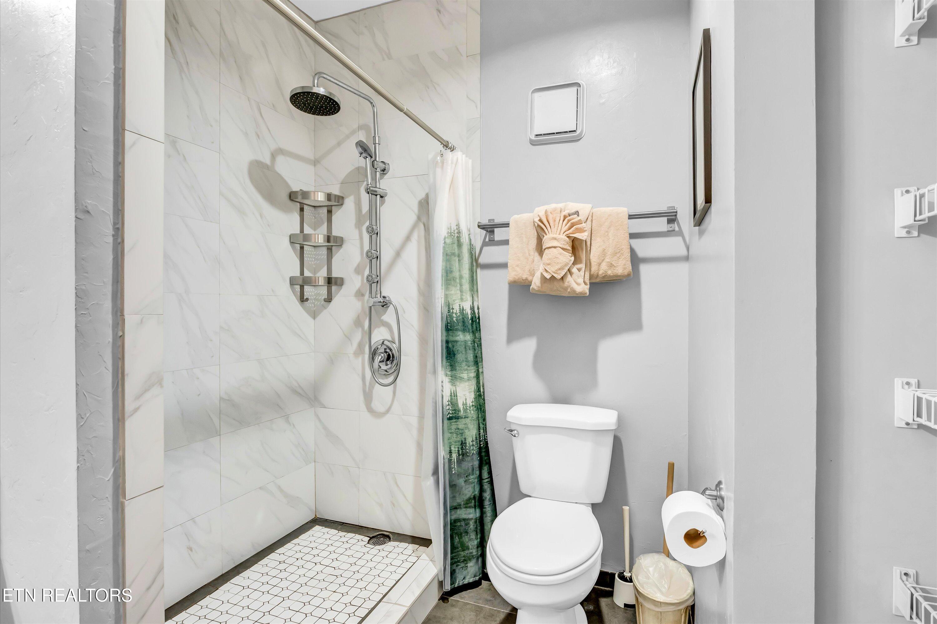 354 East Holly Ridge Road, Unit STE 605 Gatlinburg, TN 37738 - Photo 16 of 29 16-354 E Holly Ridge Rd-16