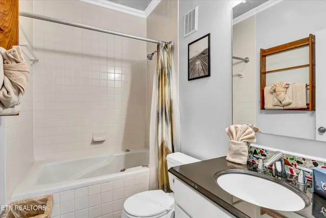 $360,000 | 354 East Holly Ridge Road, Unit STE 605, Gatlinburg, TN 37738