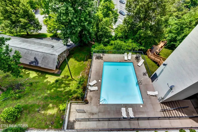 $360,000 | 354 East Holly Ridge Road, Unit STE 605, Gatlinburg, TN 37738