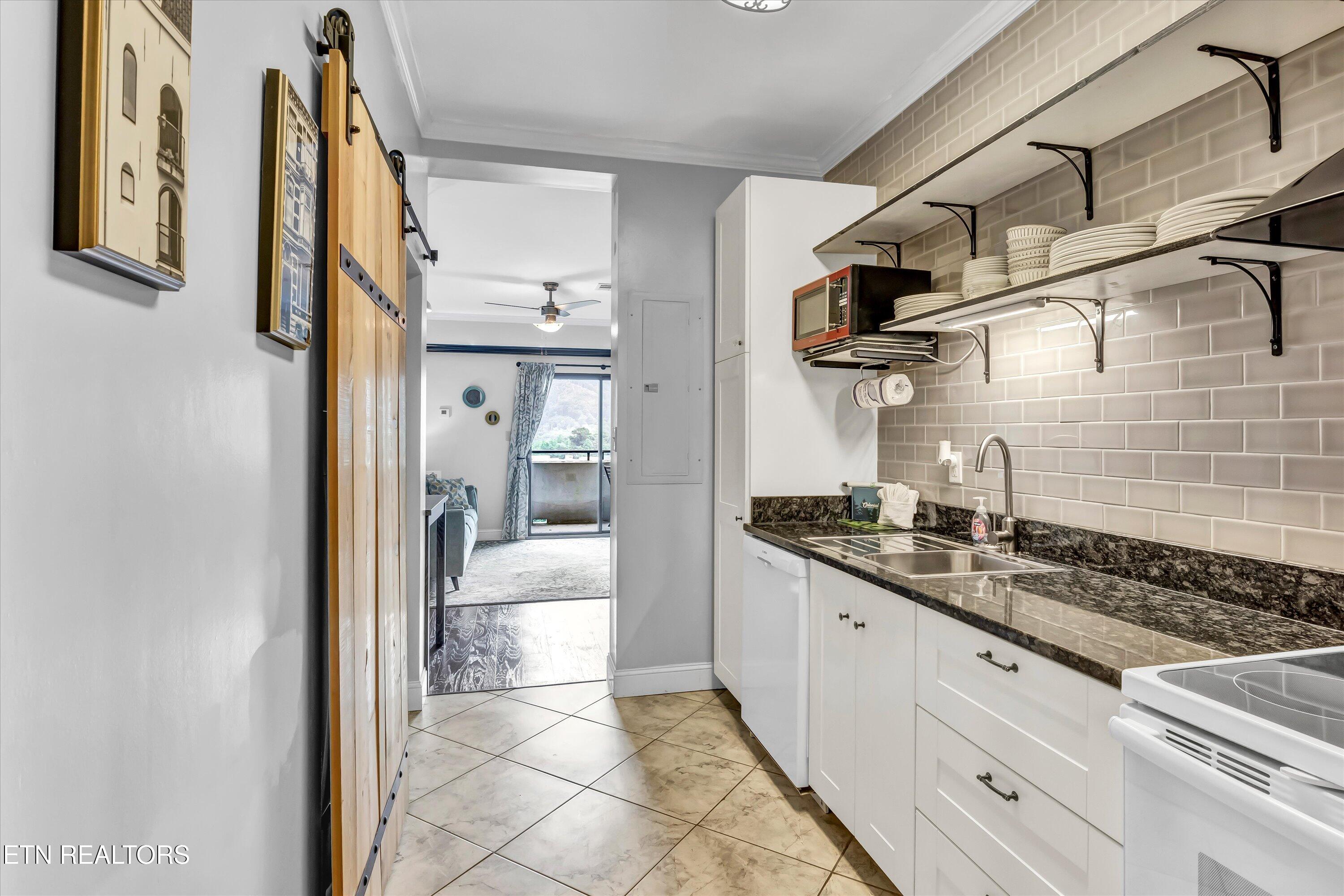 354 East Holly Ridge Road, Unit STE 605 Gatlinburg, TN 37738 - Photo 7 of 29 03-354 E Holly Ridge Rd-3