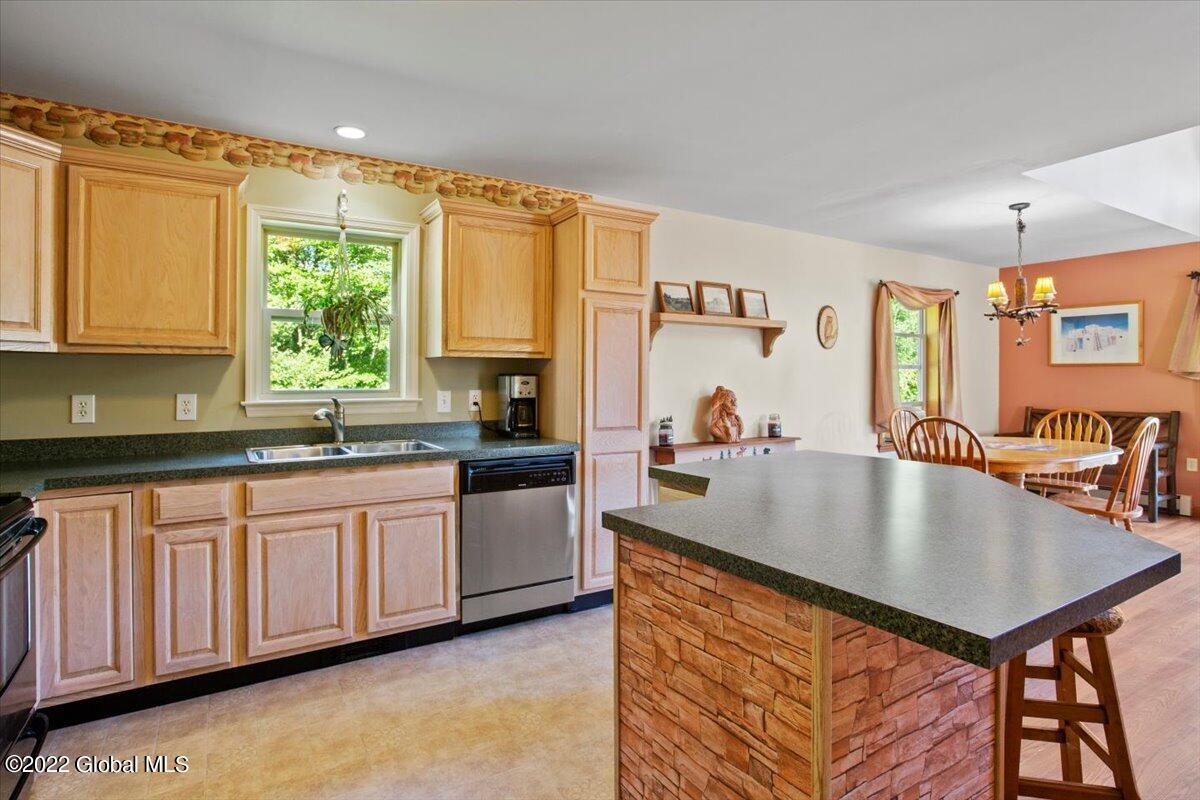 47 Elmore Robinson Road Mechanicville, NY 12118 - Photo 15 of 40 26-MW2_4477
