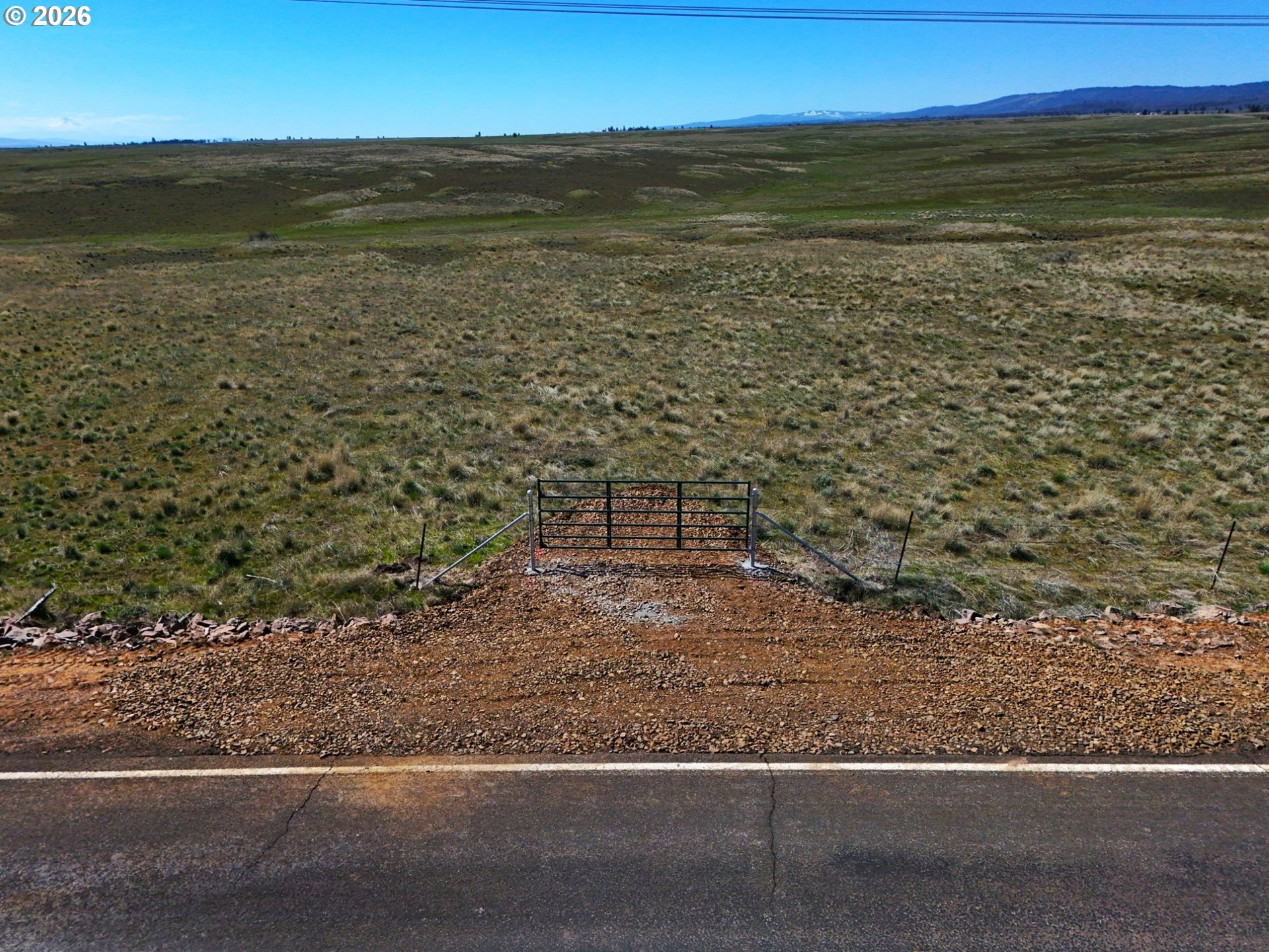 Dot Road, Unit 3 Roosevelt, WA 99356 - Photo 2 of 26 a view of an ocean