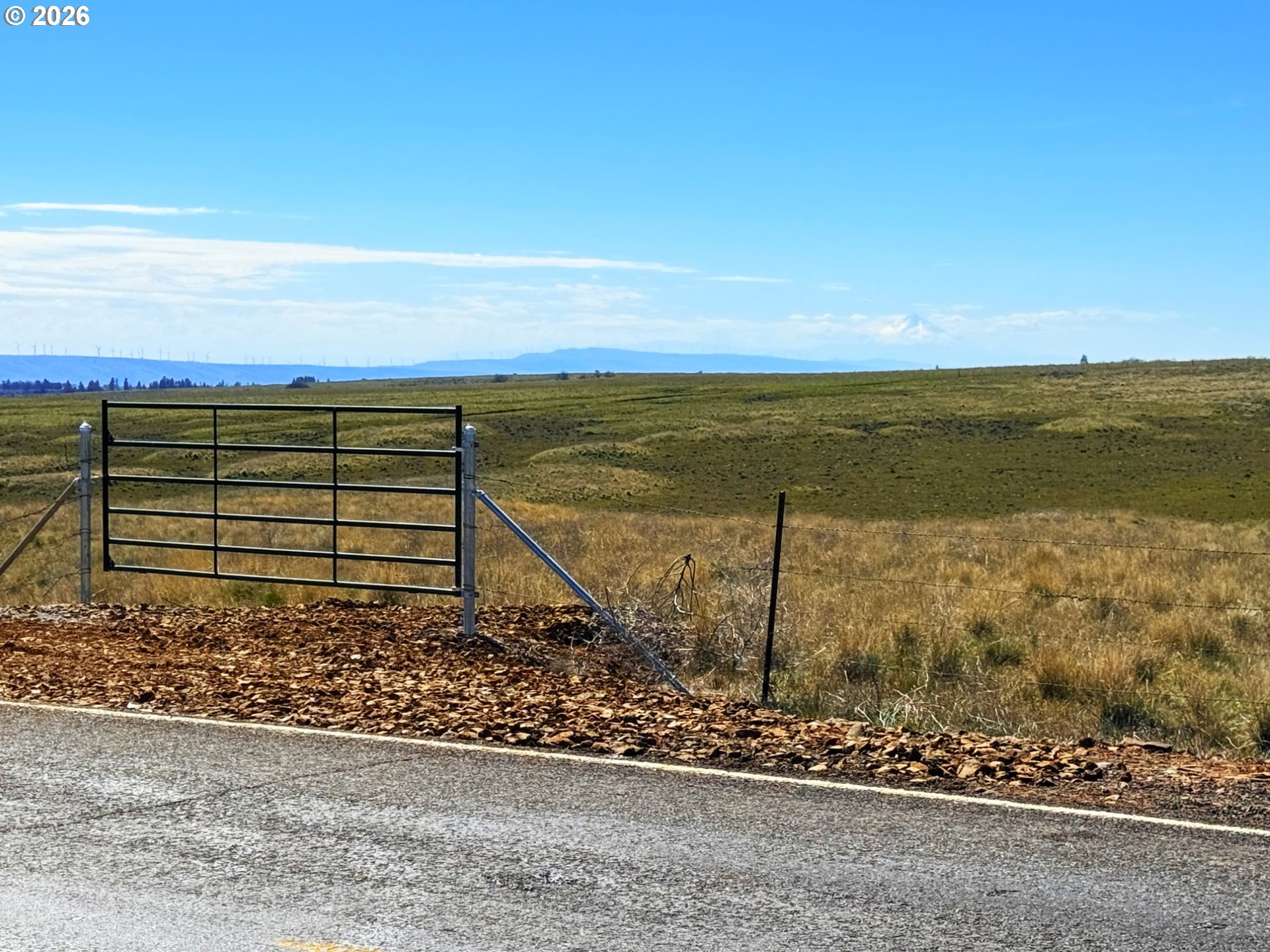 Dot Road, Unit 3 Roosevelt, WA 99356 - Photo 22 of 26 a view of a ocean next to a yard