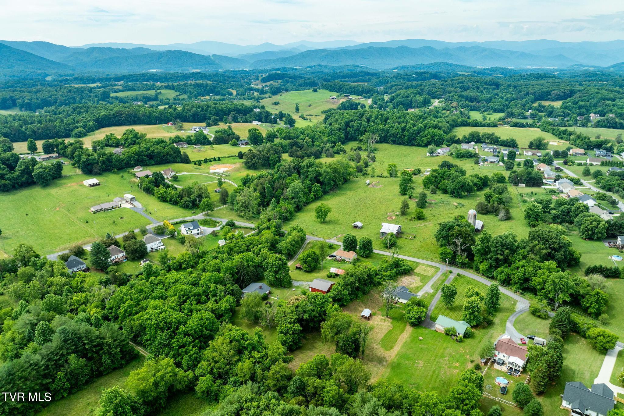184 County Farm Road Jonesborough, TN 37659 - Photo 35 of 71 184 County Farm Road (11 of 78)