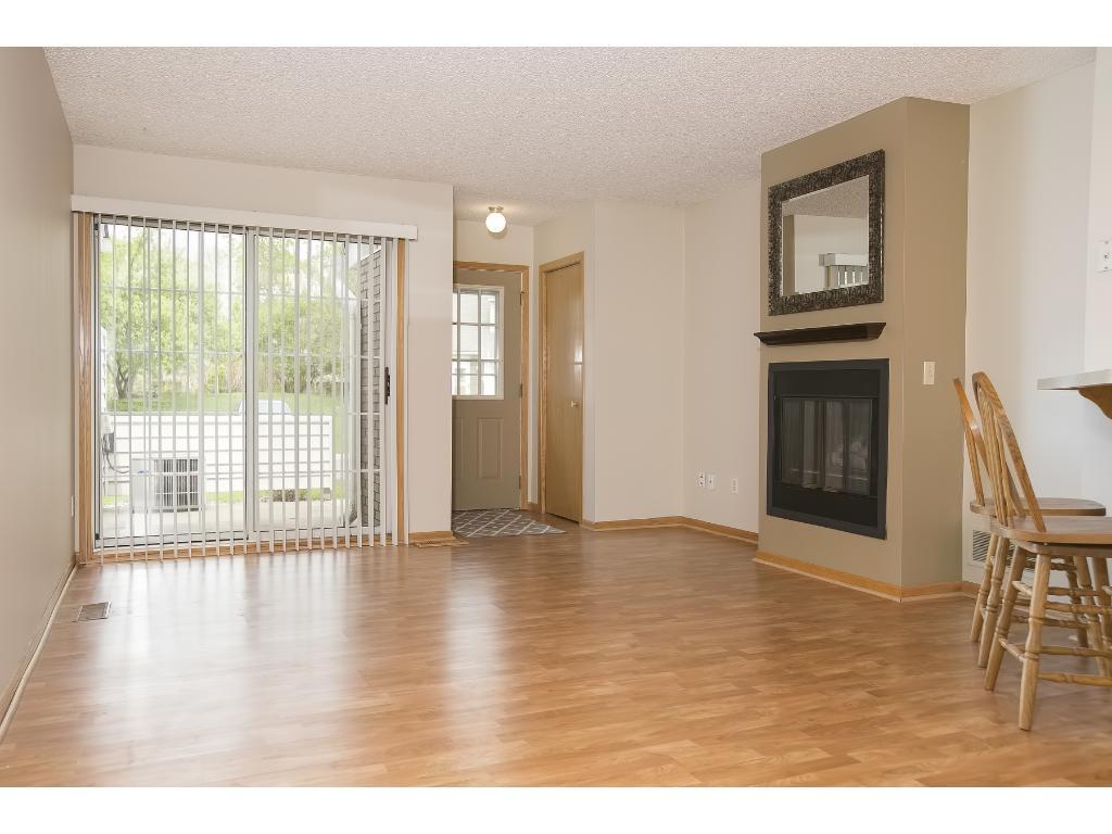 12819 Edgewater Path Apple Valley, MN 55124 - Photo 4 of 18 Gallery Image 4