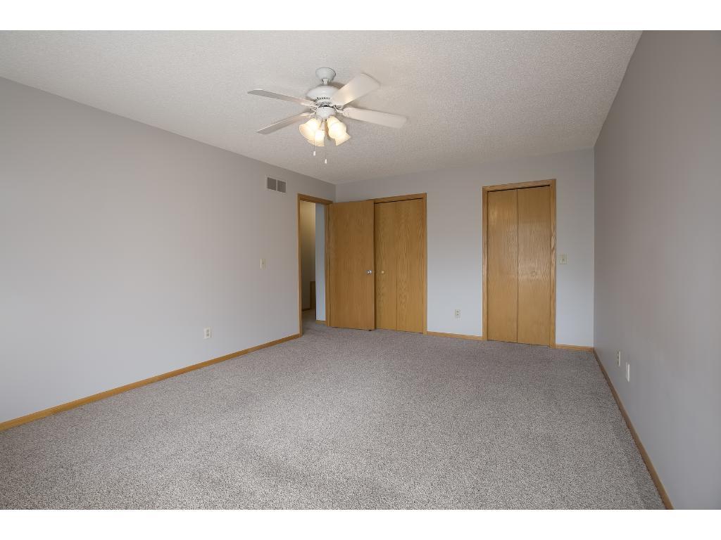 12819 Edgewater Path Apple Valley, MN 55124 - Photo 9 of 18 Gallery Image 9