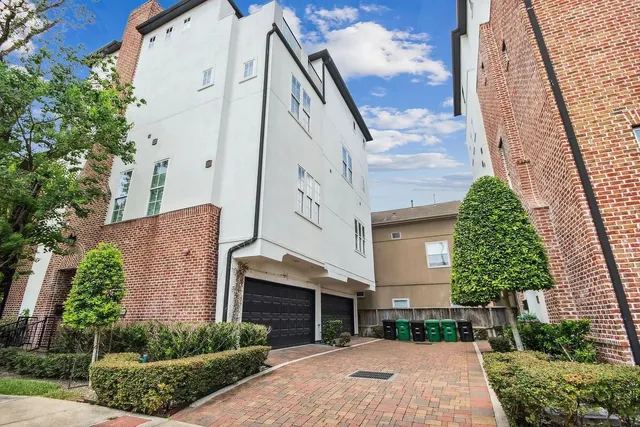 $3,850 | 2607 Cohn Street, Houston, TX 77007