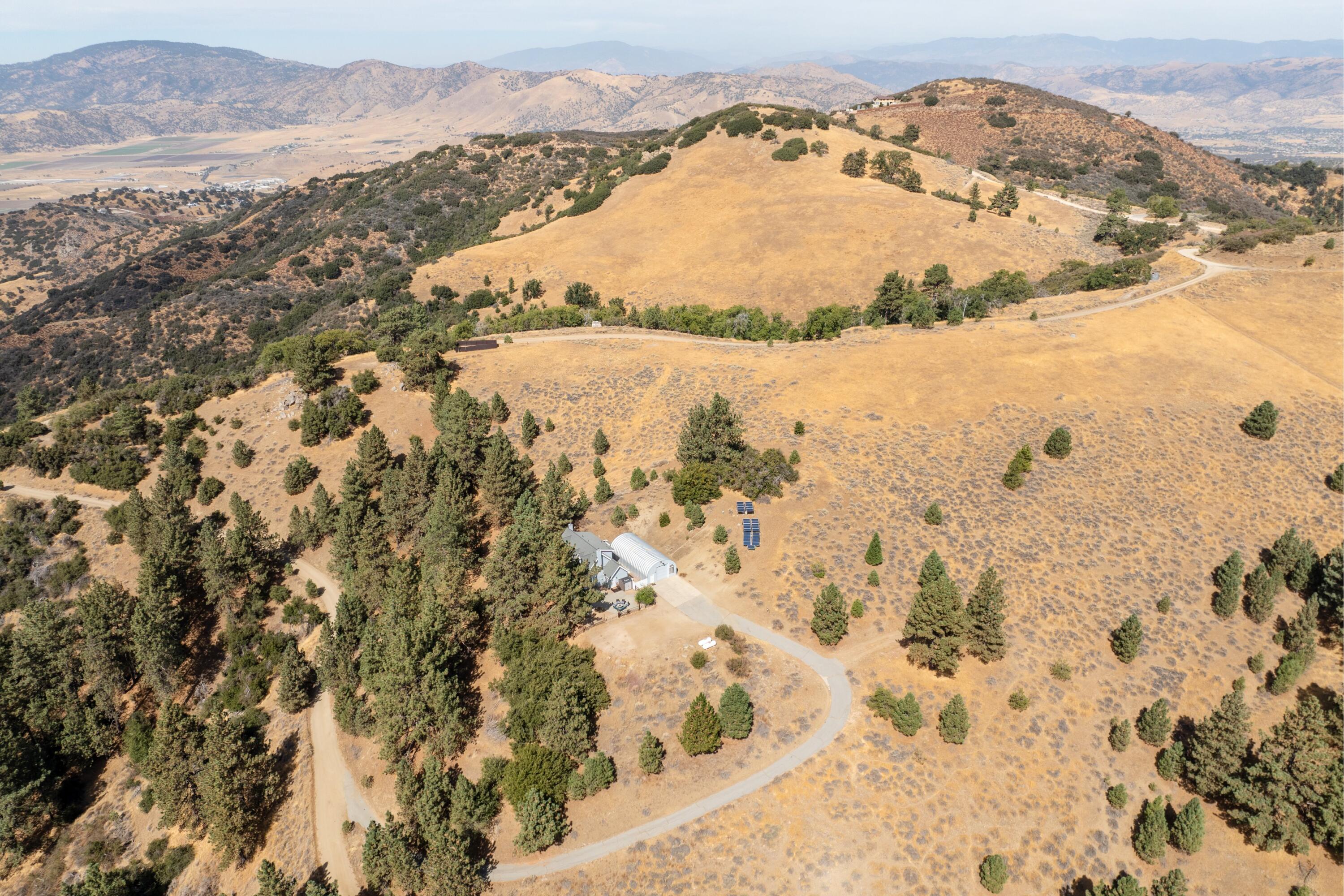 16930 Grindelwald Drive Tehachapi, CA 93561 - Photo 40 of 45 a view of ocean view