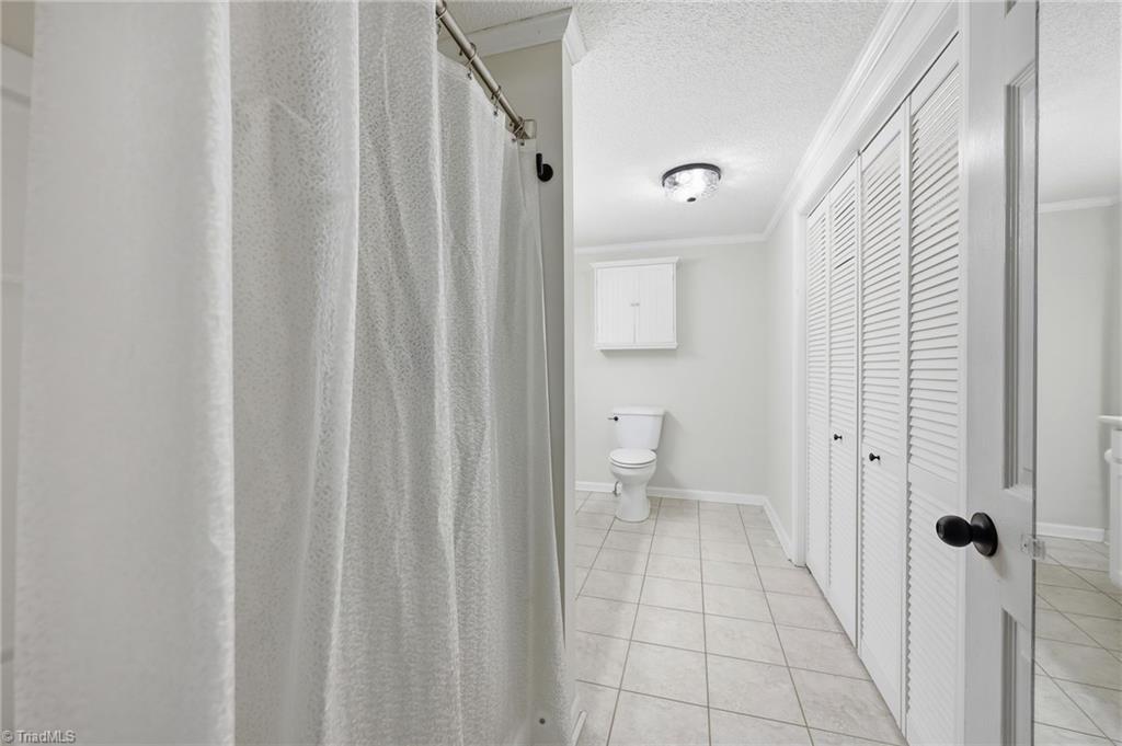 3069 Wallburg-High Point Road High Point, NC 27265 - Photo 15 of 48