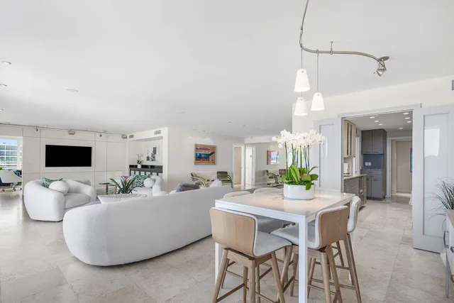 $3,195,000 | 2600 South Ocean Boulevard, Unit 503W, Palm Beach, FL 33480