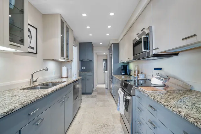 $3,195,000 | 2600 South Ocean Boulevard, Unit 503W, Palm Beach, FL 33480