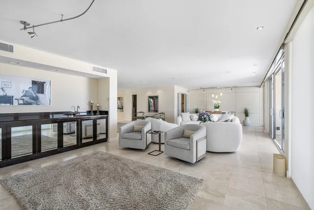 $3,195,000 | 2600 South Ocean Boulevard, Unit 503W, Palm Beach, FL 33480