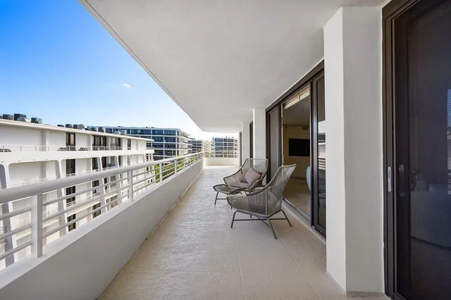 $3,195,000 | 2600 South Ocean Boulevard, Unit 503W, Palm Beach, FL 33480