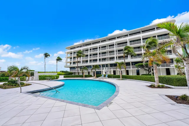 $3,195,000 | 2600 South Ocean Boulevard, Unit 503W, Palm Beach, FL 33480