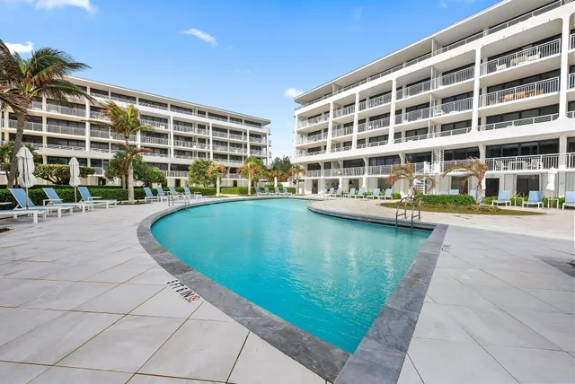 $3,195,000 | 2600 South Ocean Boulevard, Unit 503W, Palm Beach, FL 33480