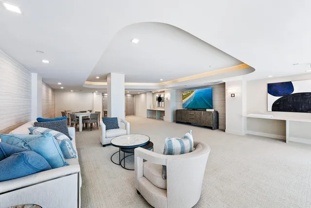 $3,195,000 | 2600 South Ocean Boulevard, Unit 503W, Palm Beach, FL 33480