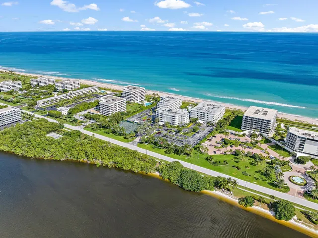 $3,195,000 | 2600 South Ocean Boulevard, Unit 503W, Palm Beach, FL 33480