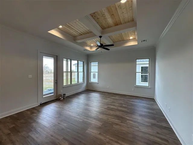 $279,999 | 3045 Southern Trace Dr Lake, Lake Charles, LA 70607