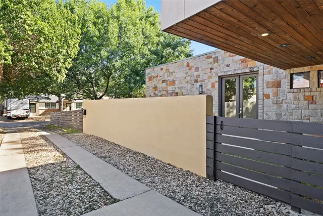 a view of outdoor space