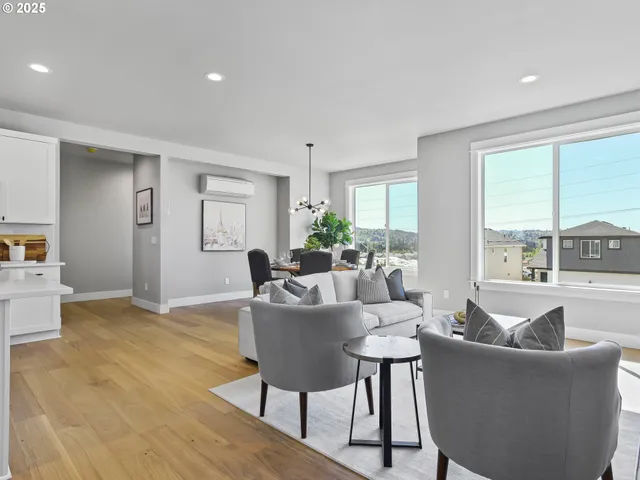 $424,500 | 3618 Southwest Sandlewood Lane, Gresham, OR 97080