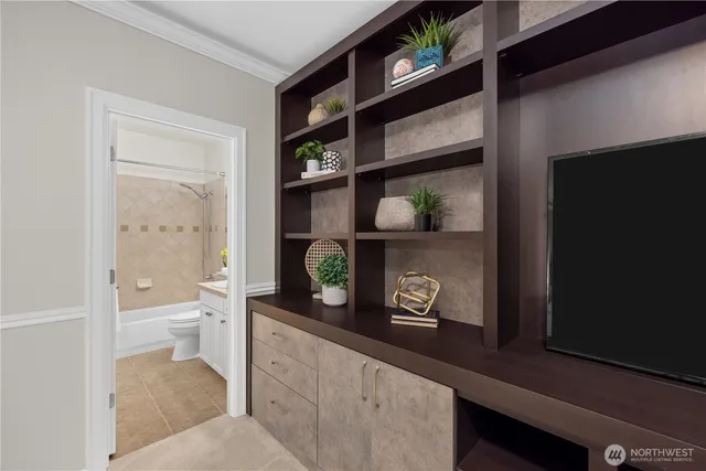 $4,000,000 | 5726 251st Court Northeast, Redmond, WA 98053