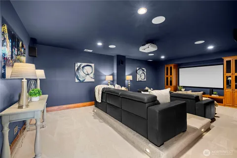 $4,000,000 | 5726 251st Court Northeast, Redmond, WA 98053