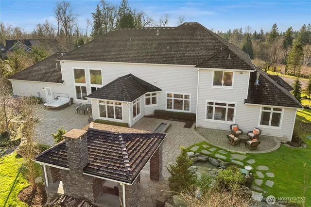 $4,000,000 | 5726 251st Court Northeast, Redmond, WA 98053