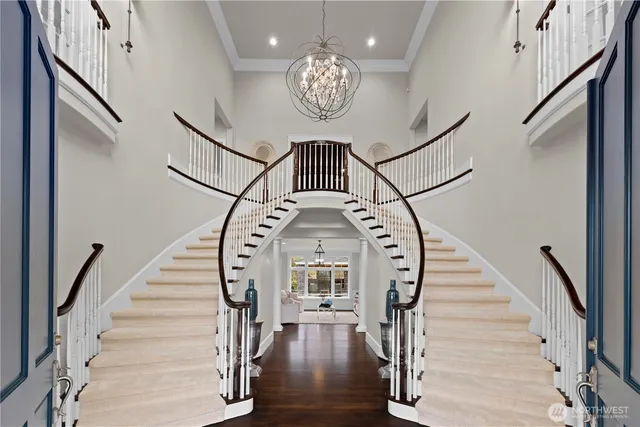 $4,000,000 | 5726 251st Court Northeast, Redmond, WA 98053