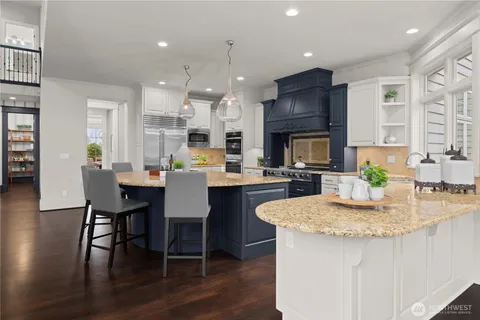 $4,000,000 | 5726 251st Court Northeast, Redmond, WA 98053