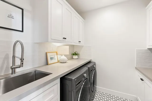 $3,995,000 | 468 Sandalwood Court, Encinitas, CA 92024