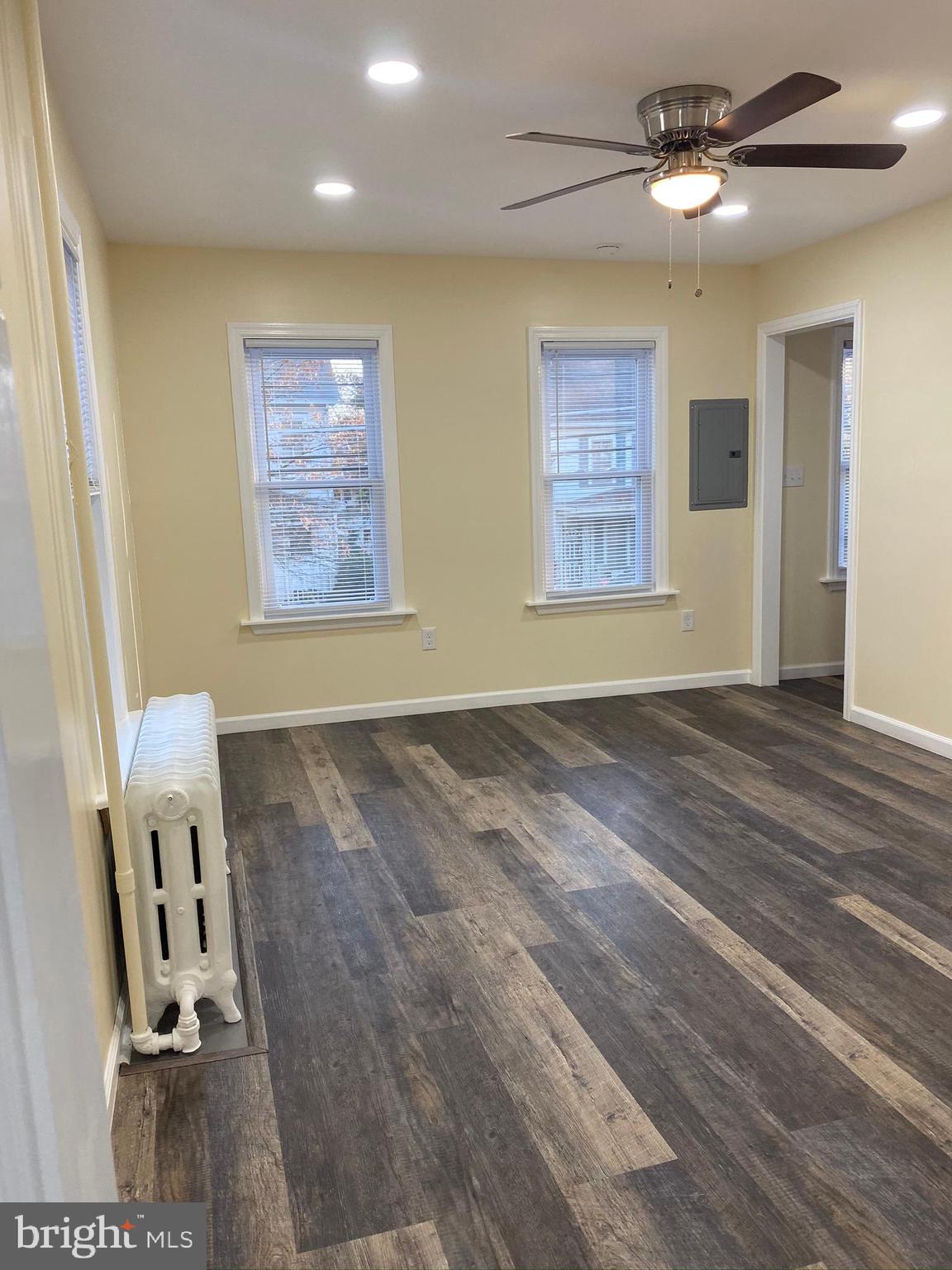 131 Webster Street Riverside, NJ 08075 - Photo 7 of 15 Living Room