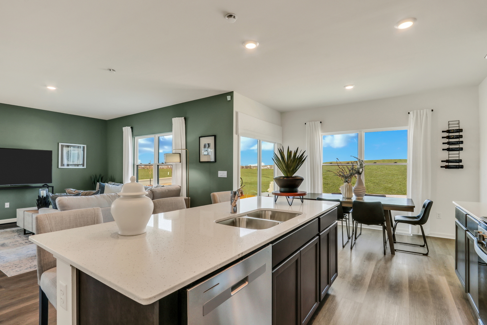 511 Adirondack Court Joliet, IL 60421 - Photo 8 of 26