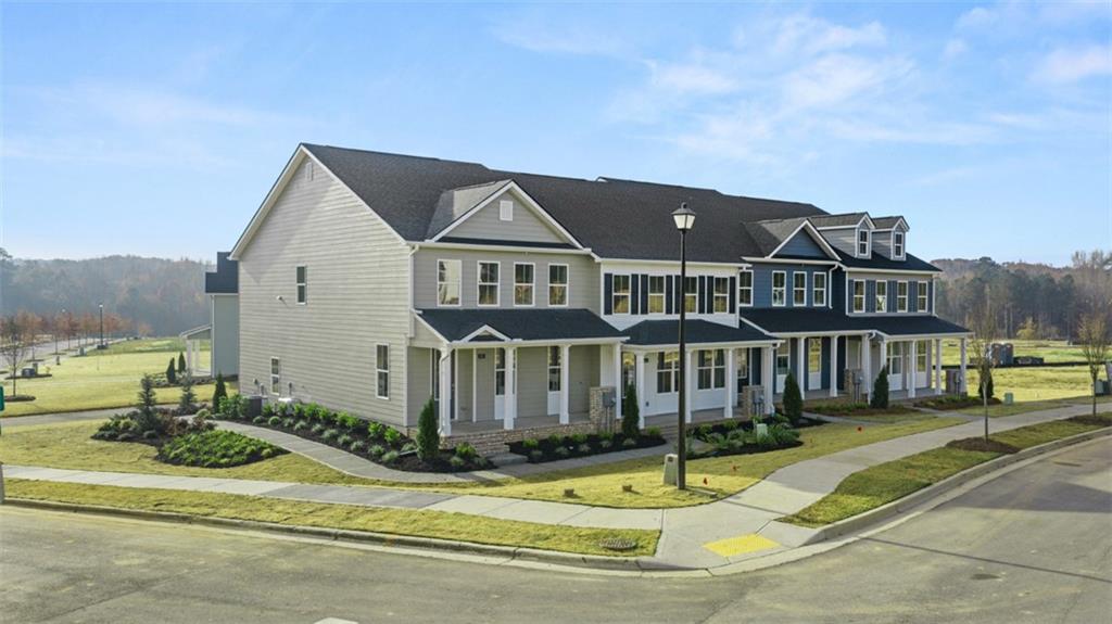 301 Tate Street Monroe, GA 30655 - Photo 3 of 38