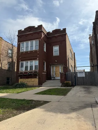 $325,000 | 1905 Gunderson Avenue, Berwyn, IL 60402